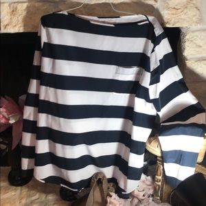 Navy and white striped longsleeve gap shirt